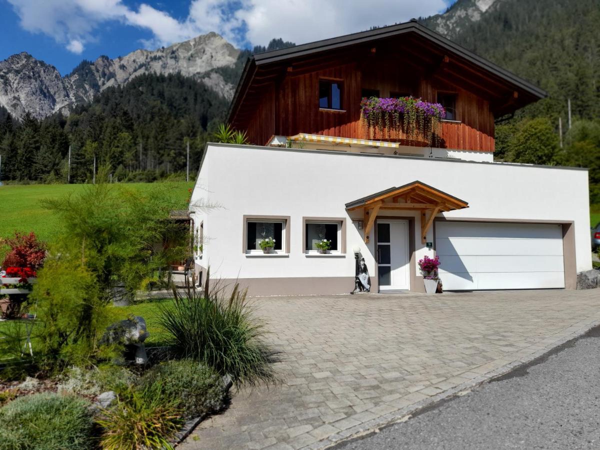 Апартаменты Haus Adrian Вальд-ам-Арльберг Экстерьер фото